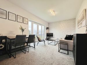 Living room- click for photo gallery